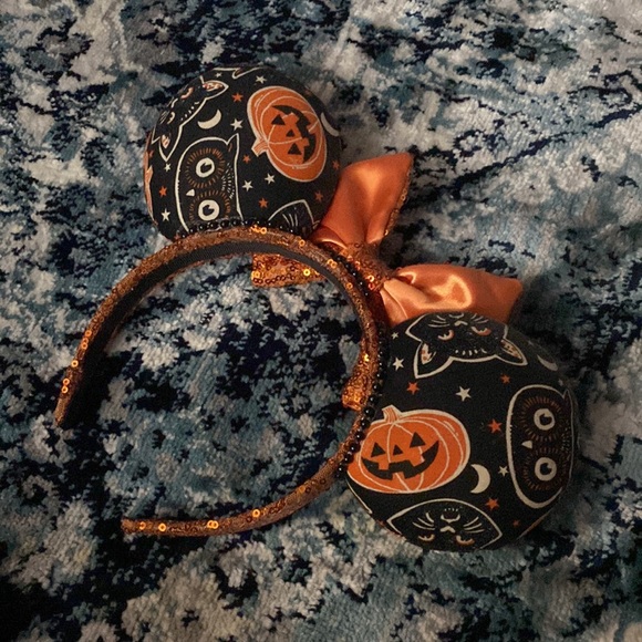 Halloween Minnie Mouse Ears - Picture 2 of 8